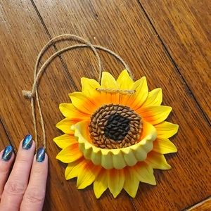 🎈 3 for $10......Sunflower Wall Art Bird Feeder. Yellow w/orange accents.